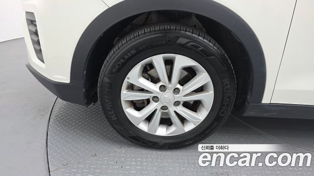 KG Mobility (SsangYong) Very New Tivoli Gasoline 1.5 2WD V1 2021 — фото 5