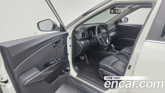 KG Mobility (SsangYong) Very New Tivoli Gasoline 1.5 2WD V1 2021 — фото 10