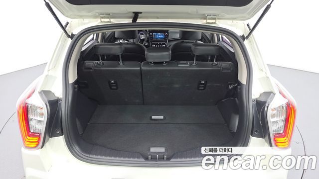 KG Mobility (SsangYong) Very New Tivoli Gasoline 1.5 2WD V1 2021 — фото 20