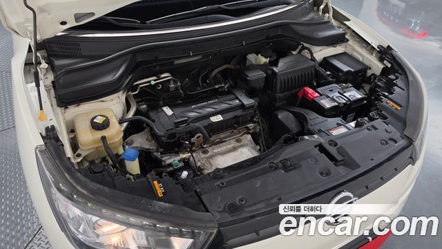 KG Mobility (SsangYong) Tivoli LX 2WD HI-DLX 2016 — фото 6