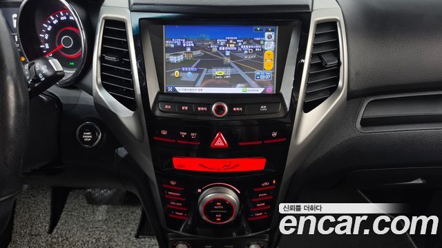 KG Mobility (SsangYong) Tivoli LX 2WD HI-DLX 2016 — фото 15