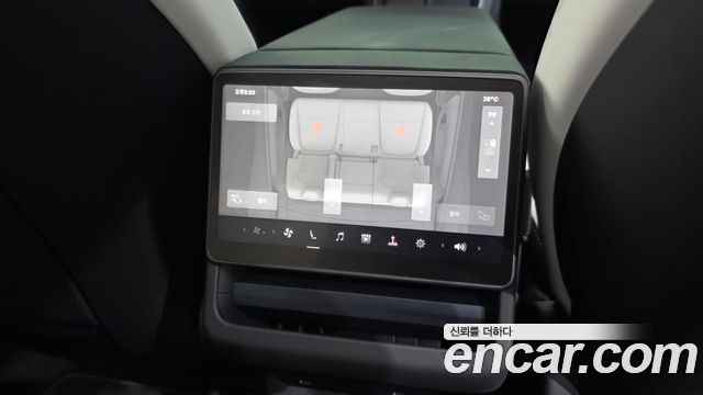Tesla Model Y Long Range AWD 2025 — фото 19