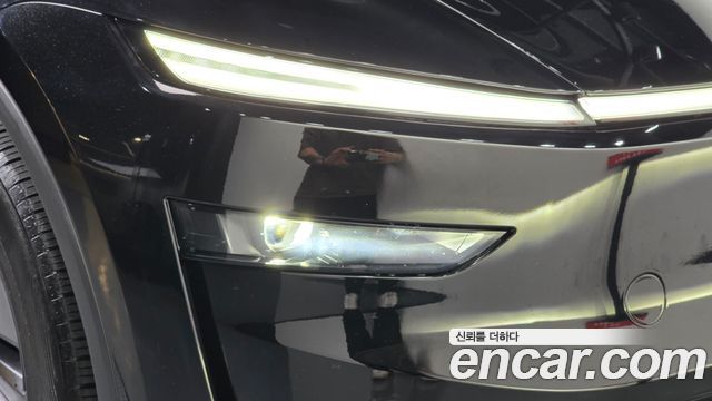 Tesla Model Y Long Range AWD 2025 — фото 22