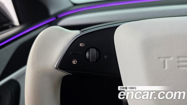 Tesla Model Y Long Range AWD 2025 — фото 35