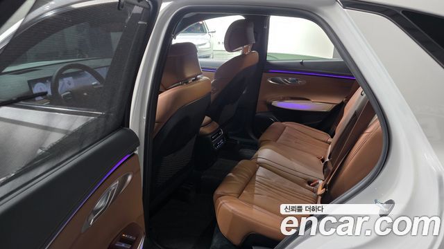 Genesis GV70 2.5T Gasoline AWD 2025 — фото 12