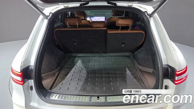 Genesis GV70 2.5T Gasoline AWD 2025 — фото 20