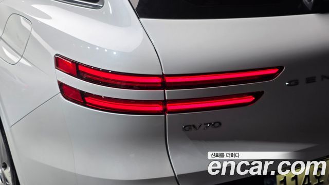 Genesis GV70 2.5T Gasoline AWD 2025 — фото 23