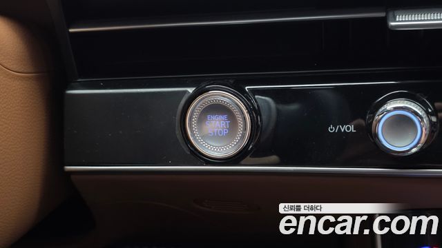 Genesis GV70 2.5T Gasoline AWD 2025 — фото 30