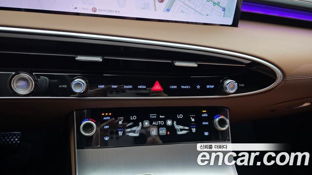 Genesis GV70 2.5T Gasoline AWD 2025 — фото 32