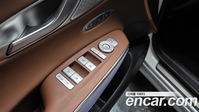 Genesis GV70 2.5T Gasoline AWD 2025 — фото 37
