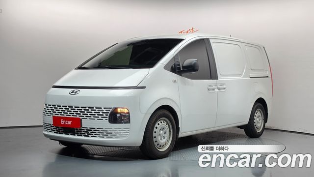 Hyundai Staria Cargo 3-Seater Smart 2022 — фото 1