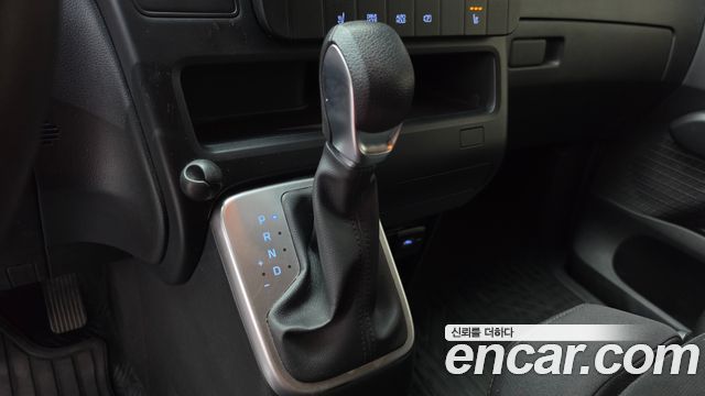 Hyundai Staria Cargo 3-Seater Smart 2022 — фото 9