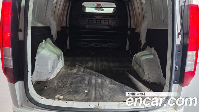 Hyundai Staria Cargo 3-Seater Smart 2022 — фото 16