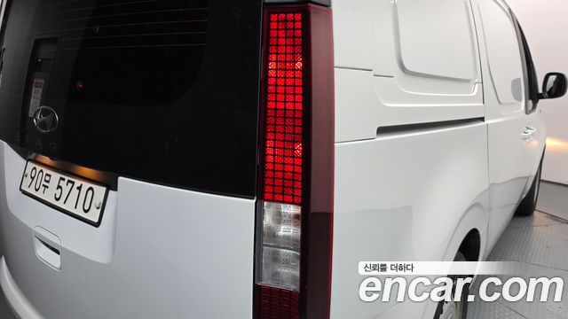 Hyundai Staria Cargo 3-Seater Smart 2022 — фото 23