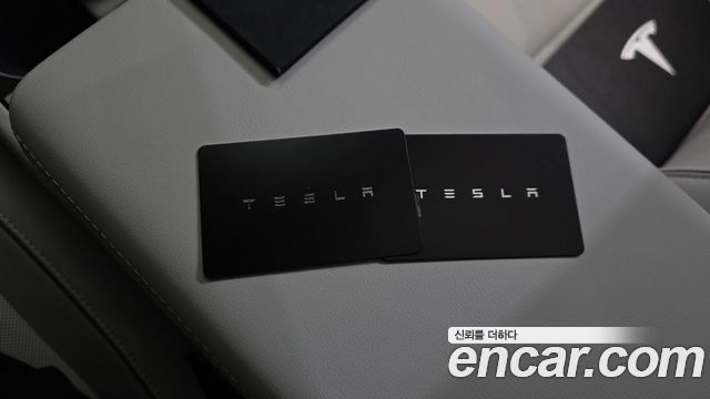 Tesla Model Y L Long Range AWD 2026 — фото 33