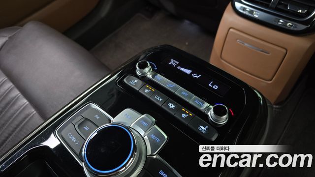 Genesis G90 3.8 AWD Premium Luxury 2019 — фото 20