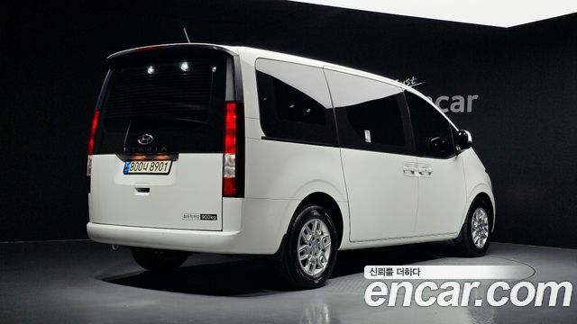 Hyundai Staria Cargo 3-Seater Modern 2023 — фото 2