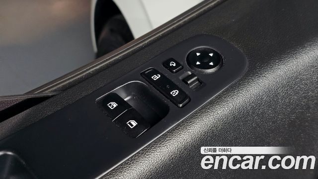 Hyundai Staria Cargo 3-Seater Modern 2023 — фото 20