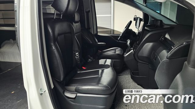 Hyundai Staria Cargo 3-Seater Modern 2023 — фото 32