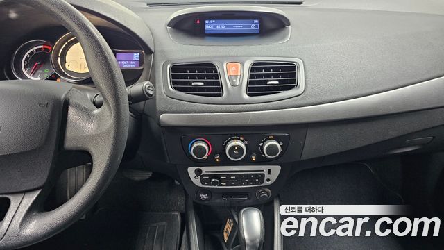 Renault Korea SM3 Neo SE 2018 — фото 13
