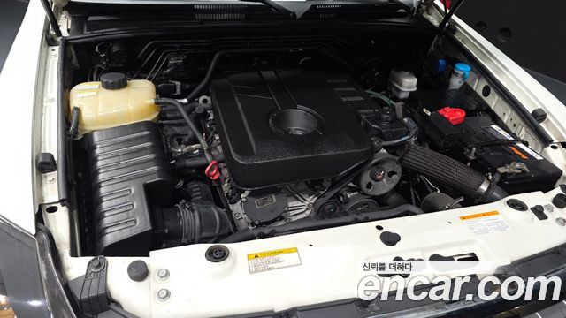 KG Mobility (SsangYong) Rexton W 2.0 4WD RX7 Luxury 2013 — фото 6