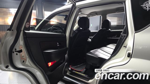 KG Mobility (SsangYong) Rexton W 2.0 4WD RX7 Luxury 2013 — фото 26