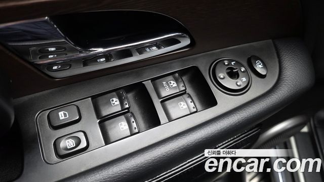 KG Mobility (SsangYong) Rexton W 2.0 4WD RX7 Luxury 2013 — фото 27