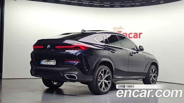 BMW X6 (G06) xDrive40i M Sport 2022 — фото 2