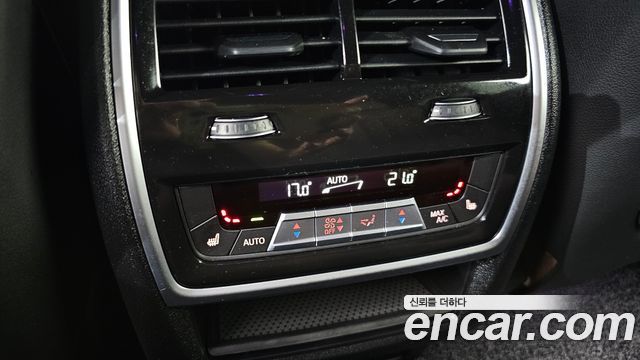 BMW X6 (G06) xDrive40i M Sport 2022 — фото 19