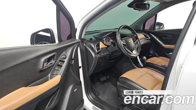 Chevrolet Trax 1.4 Premier 2018 — фото 10
