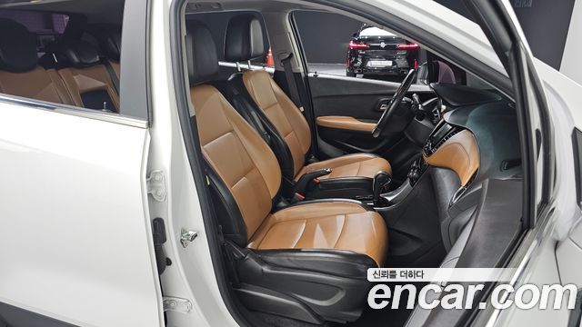 Chevrolet Trax 1.4 Premier 2018 — фото 26