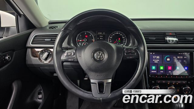 Volkswagen Passat 2.0 TDI B7 2014 — фото 13