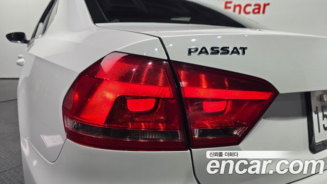 Volkswagen Passat 2.0 TDI B7 2014 — фото 23