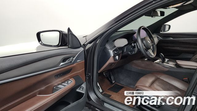 BMW 6 Series GT (G32) 630i xDrive M Sport 2020 — фото 10