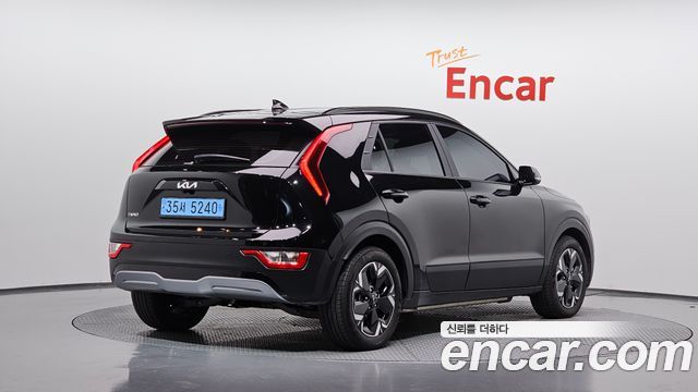 Kia Niro EV Air 2024 — фото 2