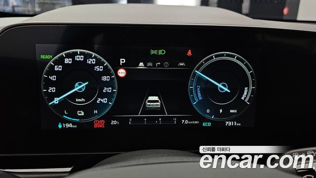 Kia Niro EV Air 2024 — фото 8