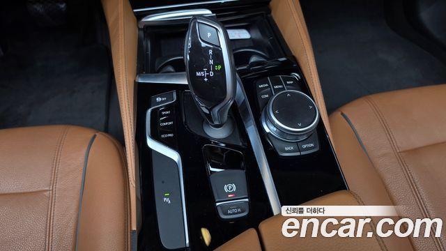 BMW 5 Series (G30) 520i Luxury 2018 — фото 9