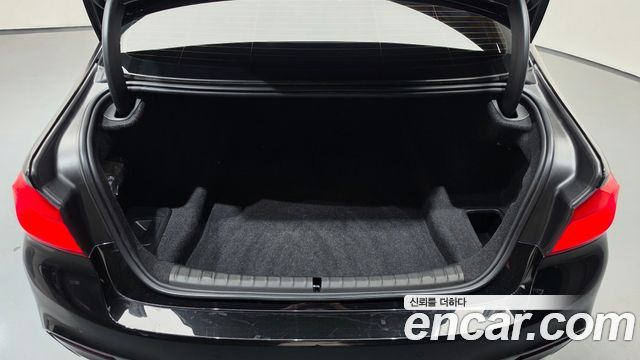 BMW 5 Series (G30) 520i Luxury 2018 — фото 20