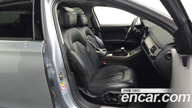 Audi A8 50 TDI Quattro LWB D4 2016 — фото 16