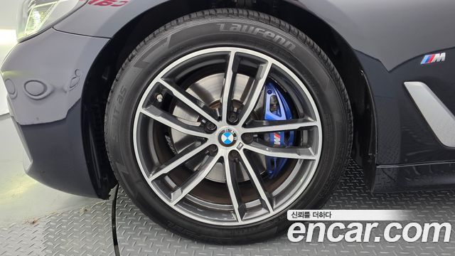 BMW 5 Series (G30) 520i M Sport 2022 — фото 5
