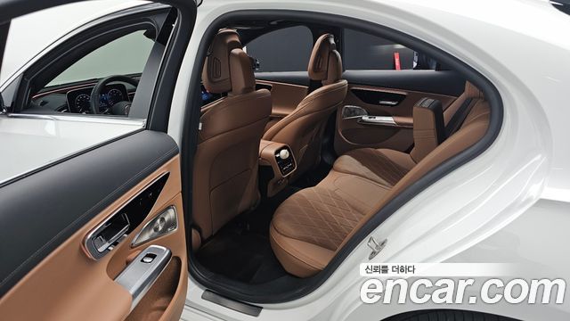 Mercedes-Benz E-Class (W214) E450 4MATIC Exclusive 2024 — фото 13