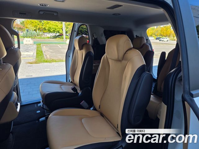Kia Carnival (IV) Diesel 9-Seater Prestige 2023 — фото 21