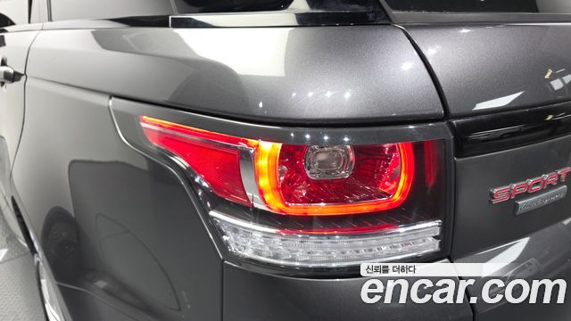Land Rover Range Rover Sport (II) 3.0 SDV6 AB Dynamic 2015 — фото 23