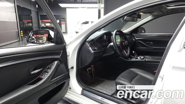 BMW 5 Series (F10) 520d M Aero Dynamic 2016 — фото 10
