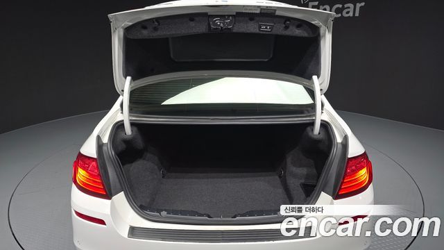 BMW 5 Series (F10) 520d M Aero Dynamic 2016 — фото 20