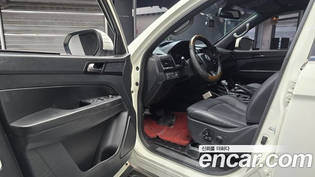 KG Mobility (SsangYong) Rexton Sports Khan Diesel 2.2 2WD Noblesse (5-Link) 2020 — фото 10