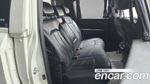 KG Mobility (SsangYong) Rexton Sports Khan Diesel 2.2 2WD Noblesse (5-Link) 2020 — фото 11
