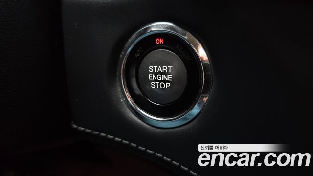 KG Mobility (SsangYong) Rexton Sports Khan Diesel 2.2 2WD Noblesse (5-Link) 2020 — фото 32