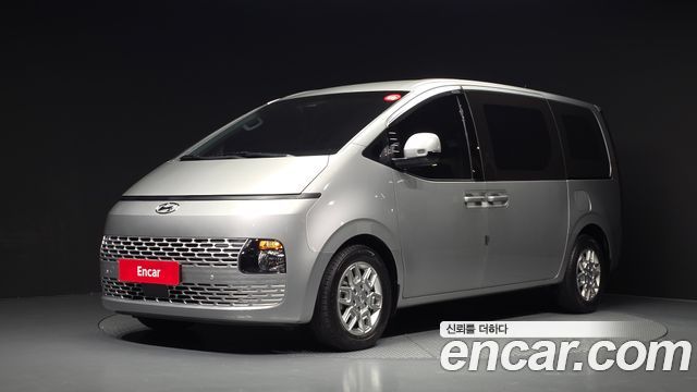 Hyundai Staria L3.5 Cargo 3-Seater Modern 2023 — фото 1