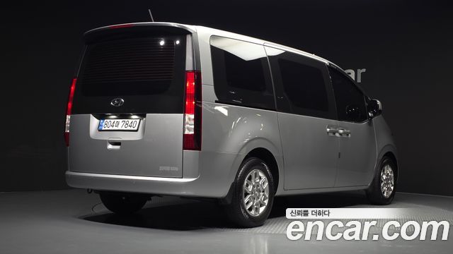 Hyundai Staria L3.5 Cargo 3-Seater Modern 2023 — фото 2
